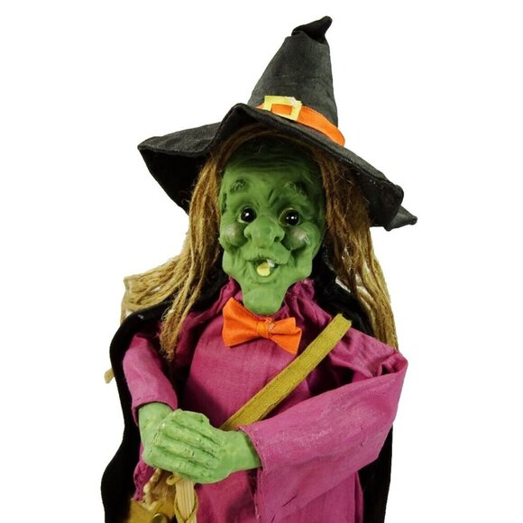 Halloween Vintage Witch Paper Mache Green Skin Tabletop Statue Figurine Big V - Picture 3 of 12